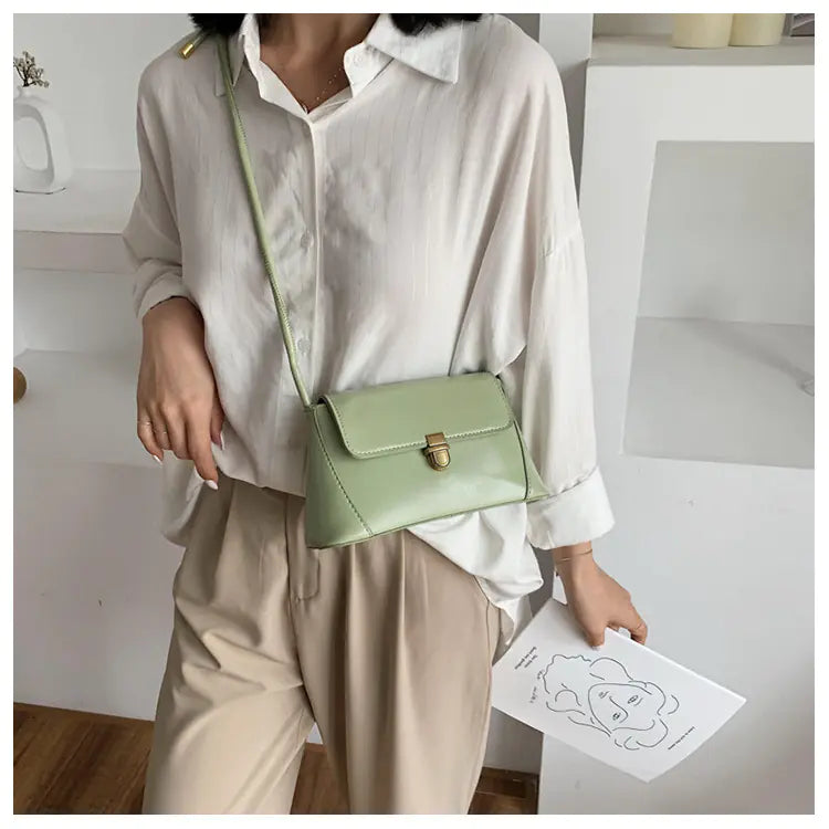 Retro One Shoulder Bag for Women