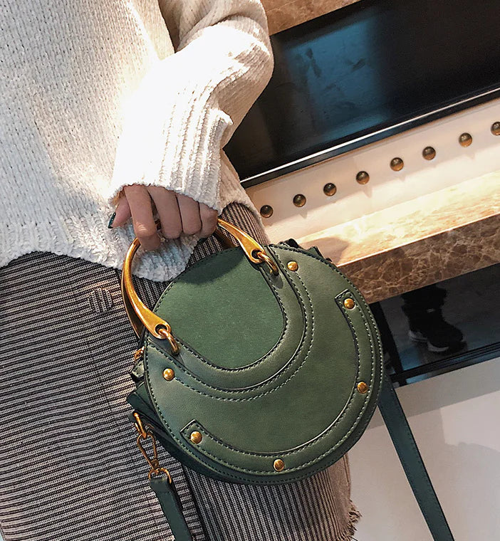 Fashionable Portable Rivet Round Shoulder Bag for Women